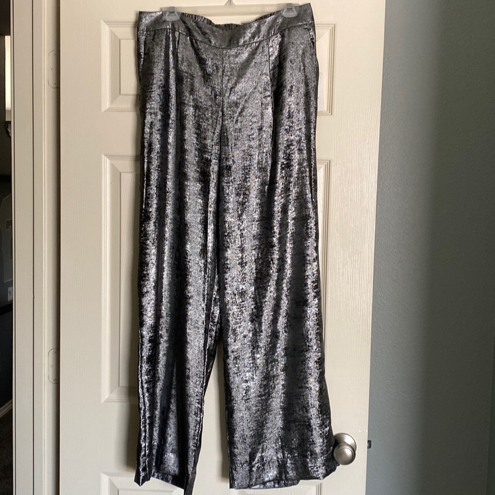 SILVER METALLIC WIDE LEG PANTS